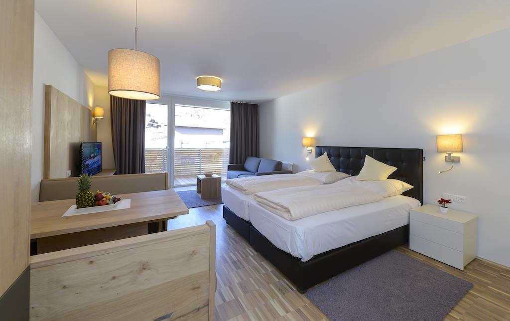 Appartementhotel Sonnenhof Kössen Rom bilde